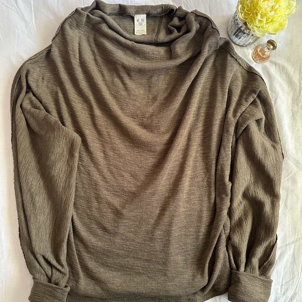 ❗️SOLD❗️We The Free Olive Skyline Thermal